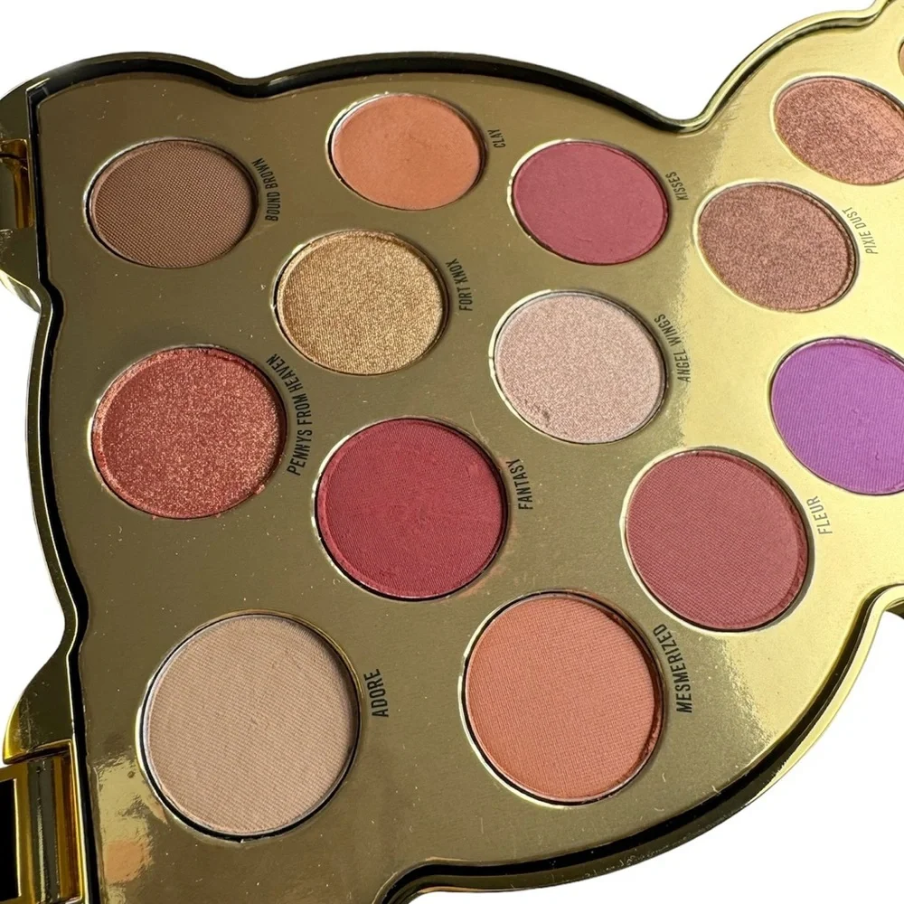 Moschino x Sephora Bear Eyeshadow Limited Edition